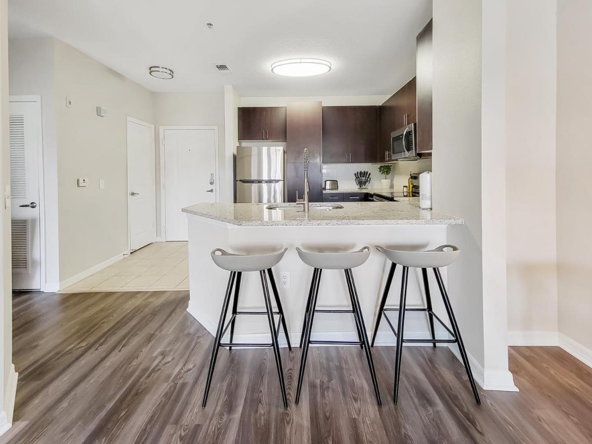 Getaway Apartment Near Beaches And Airport Tampa Exteriör bild