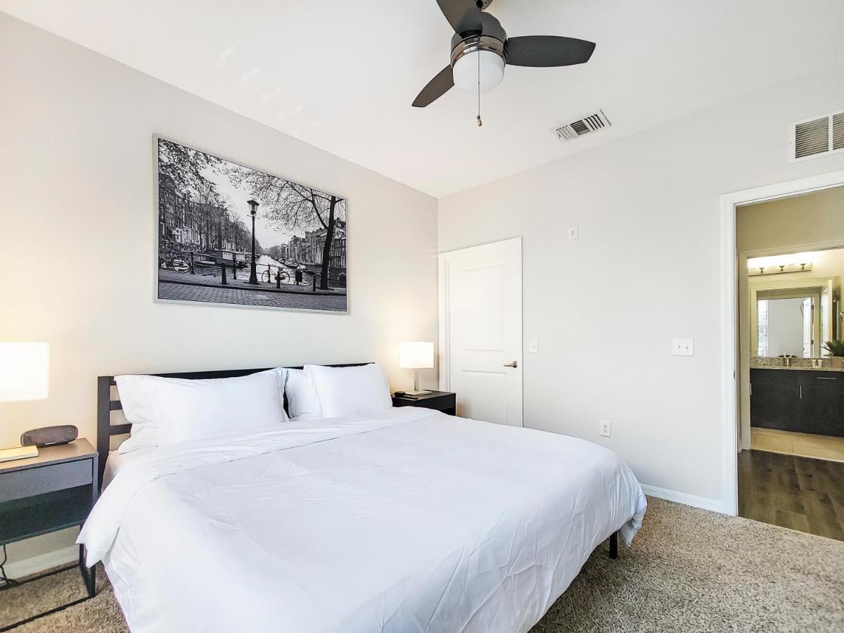 Getaway Apartment Near Beaches And Airport Tampa Exteriör bild