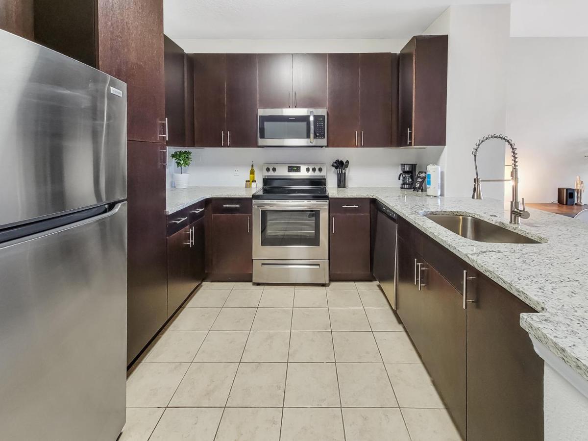 Getaway Apartment Near Beaches And Airport Tampa Exteriör bild